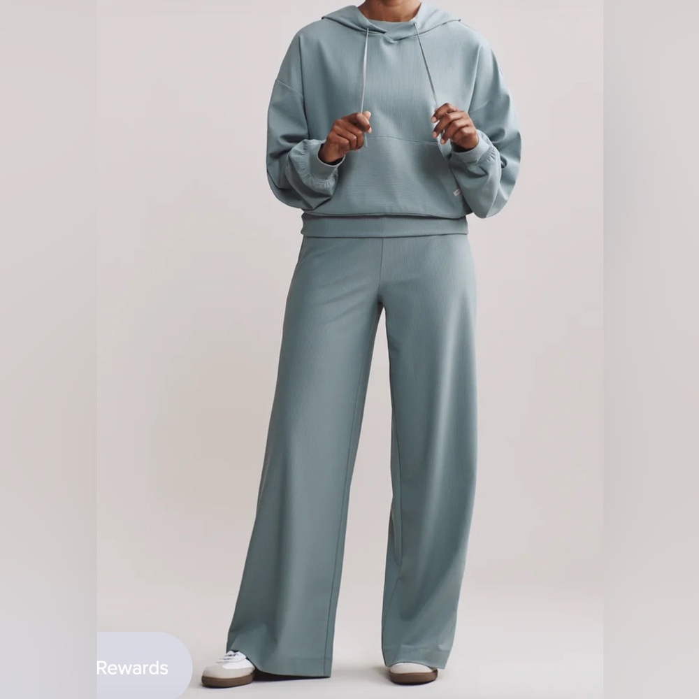 Rhone Ripple hoodie and wide leg pants set